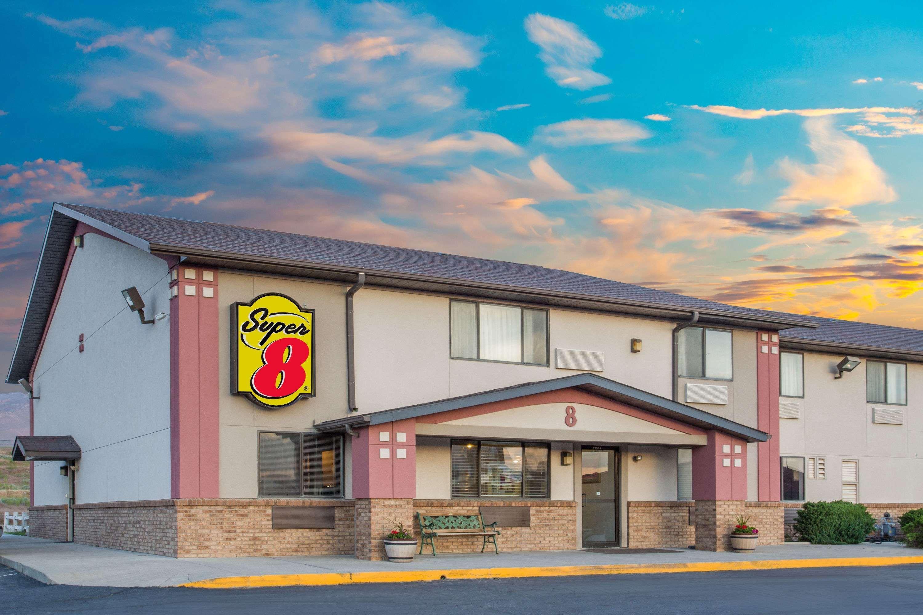 Super 8 By Wyndham Winnemucca Nv מראה חיצוני תמונה