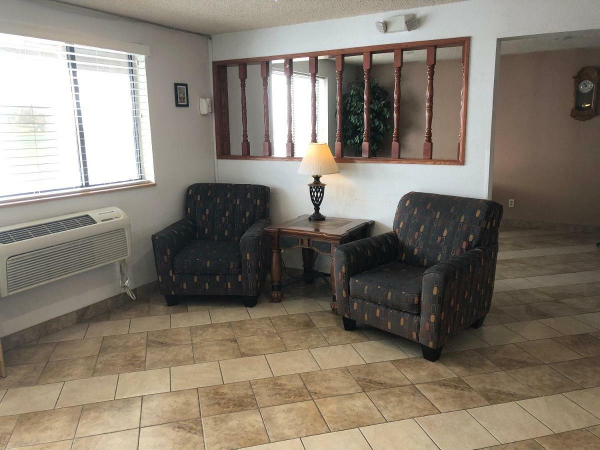Super 8 By Wyndham Winnemucca Nv מראה חיצוני תמונה